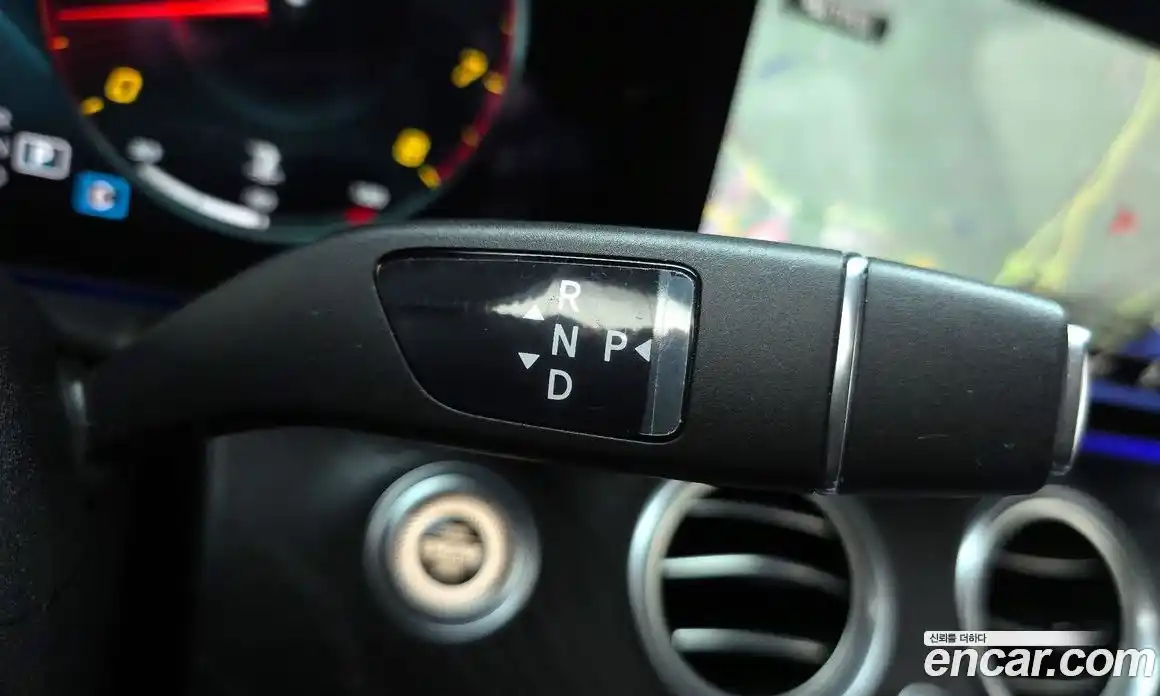 Mercedes-Benz E-Class 2022 2.0 Автомат в Москве № 801255, фото 9