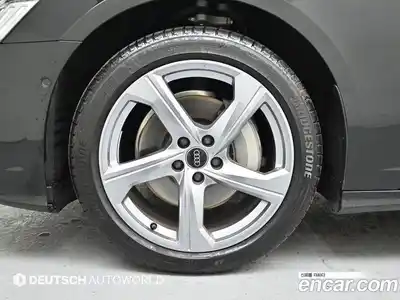 Audi A6 2025 2.0 Автомат в Москве № 801324, миниатюра 5
