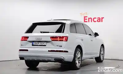 Audi Q7 2019 2.0 Автомат в Москве № 801580, миниатюра 2