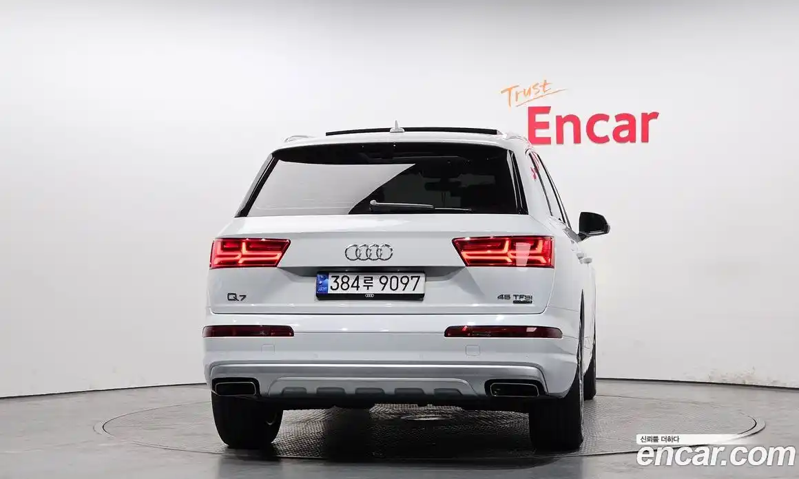 Audi Q7 2019 2.0 Автомат в Москве № 801580, фото 4