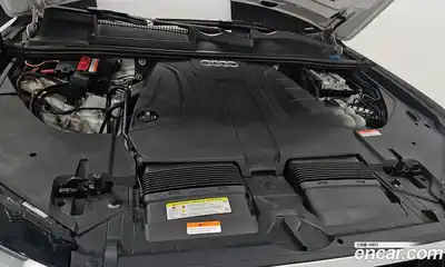 Audi Q7 2019 2.0 Автомат в Москве № 801580, миниатюра 6