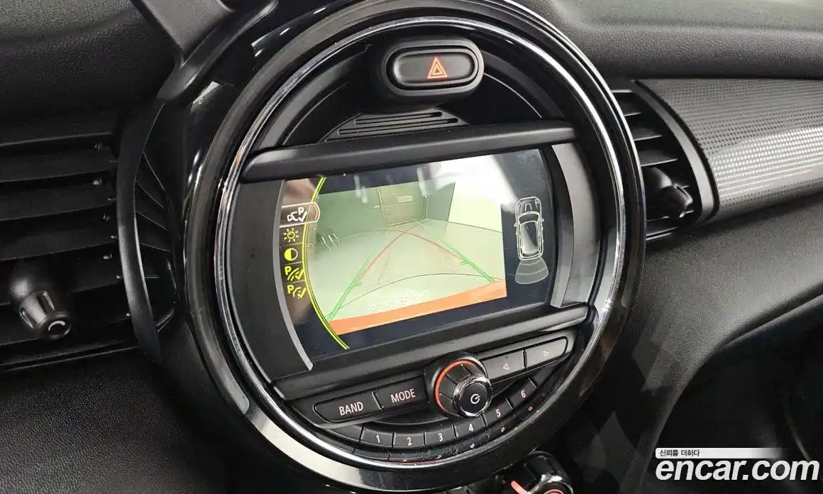 Mini Cooper 2017 1.5 Автомат в Москве № 802312, фото 14