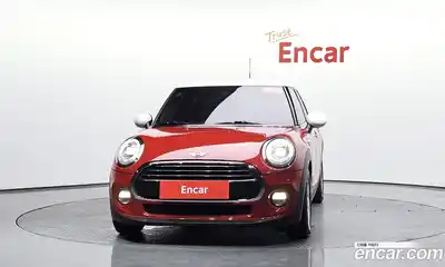 Mini Cooper 2017 1.5 Автомат в Москве № 802312, миниатюра 2