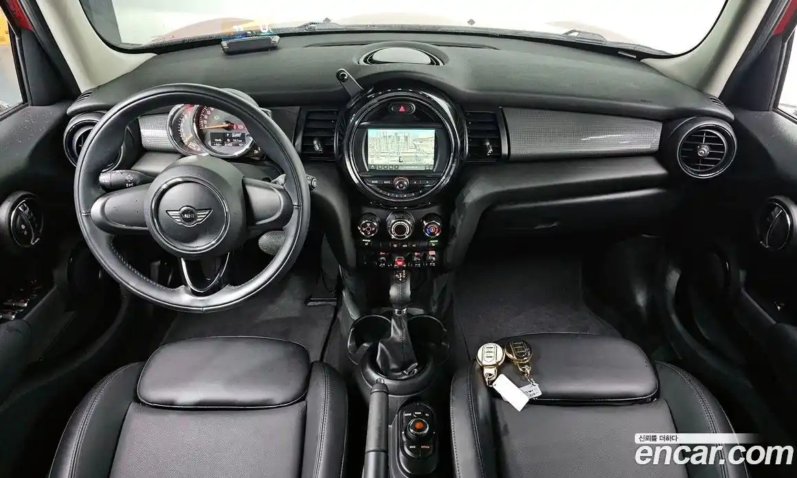 Mini Cooper 2017 1.5 Автомат в Москве № 802312, фото 6