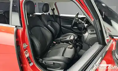 Mini Cooper 2017 1.5 Автомат в Москве № 802312, миниатюра 9