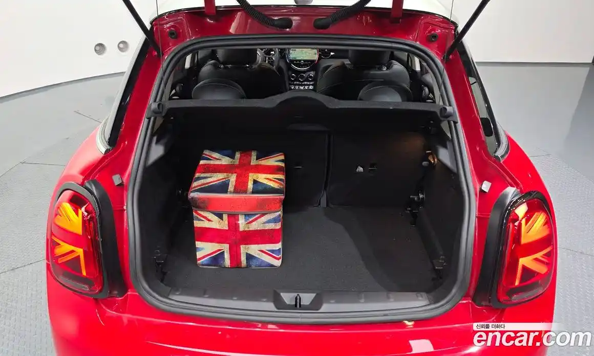 Mini Cooper 2022 2.0 Автомат в Москве № 802325, фото 20