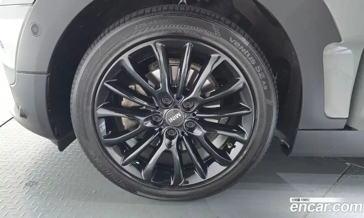 Mini Clubman 2021 1.5 Автомат в Москве № 802388, фото 4