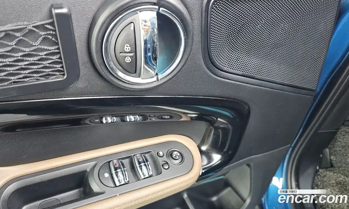 Mini Countryman 2017 2.0 Автомат в Москве № 802452, фото 14