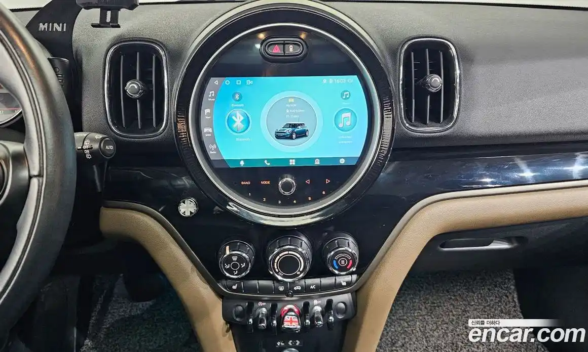 Mini Countryman 2017 2.0 Автомат в Москве № 802452, фото 16