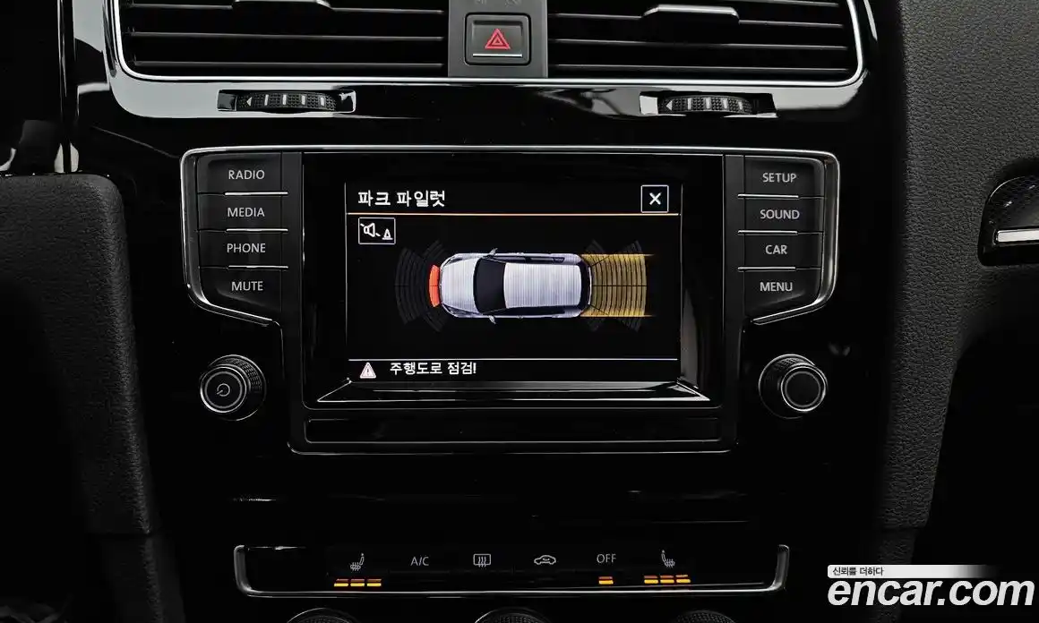 Volkswagen Golf 2014 1.6 Автомат в Москве № 802836, фото 14