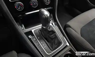 Volkswagen Golf 2014 1.6 Автомат в Москве № 802836, миниатюра 8