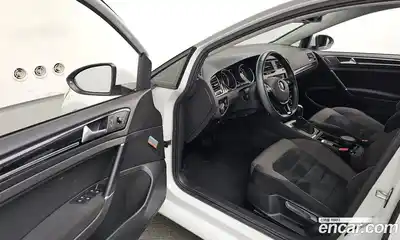 Volkswagen Golf 2014 1.6 Автомат в Москве № 802836, миниатюра 9