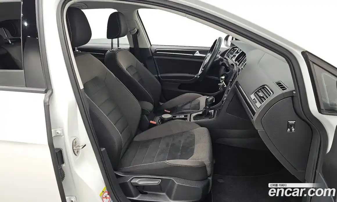 Volkswagen Golf 2014 1.6 Автомат в Москве № 802836, фото 10