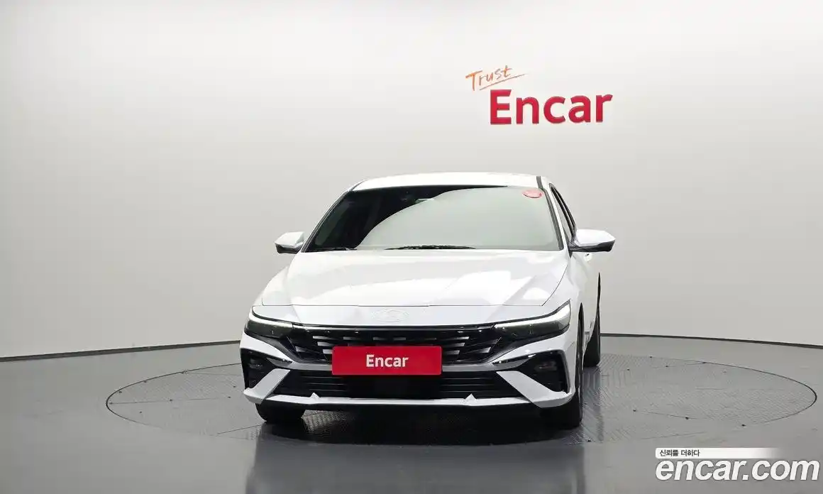 Hyundai Avante 2023 1.6 Автомат в Москве № 813514, фото 3