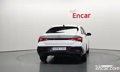 Hyundai Avante 2023 1.6 Автомат в Москве № 813514, миниатюра 4