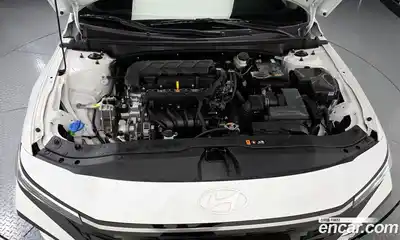 Hyundai Avante 2023 1.6 Автомат в Москве № 813514, миниатюра 6