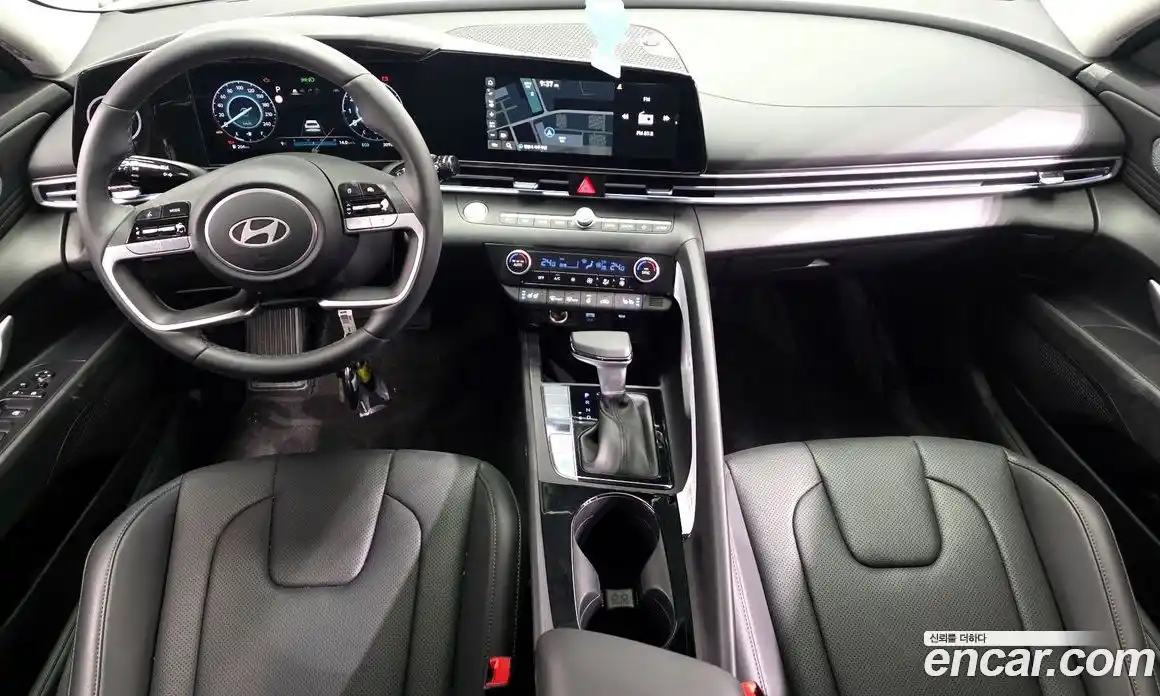 Hyundai Avante 2023 1.6 Автомат в Москве № 813514, фото 7