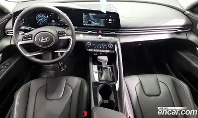 Hyundai Avante 2023 1.6 Автомат в Москве № 813514, миниатюра 7