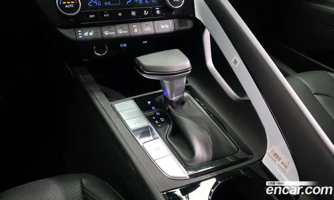 Hyundai Avante 2023 1.6 Автомат в Москве № 813514, фото 9