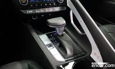 Hyundai Avante 2023 1.6 Автомат в Москве № 813514, миниатюра 9