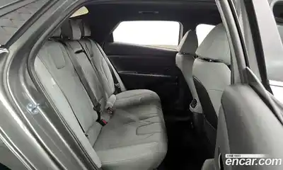 Hyundai Avante 2025 1.6 Автомат в Москве № 813733, миниатюра 12