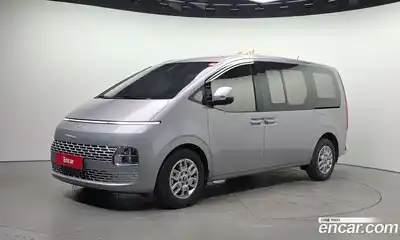 Hyundai Staria, 2025