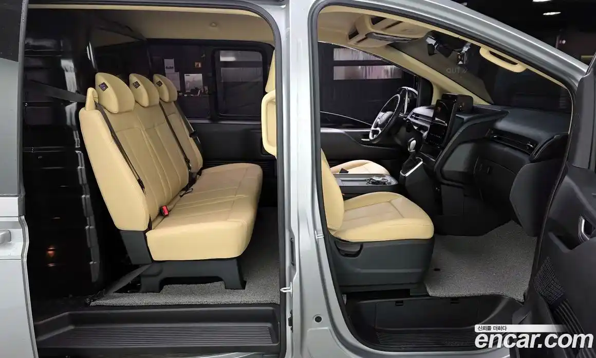 Hyundai Staria 2025 3.5 гидро в Москве № 813793, фото 20