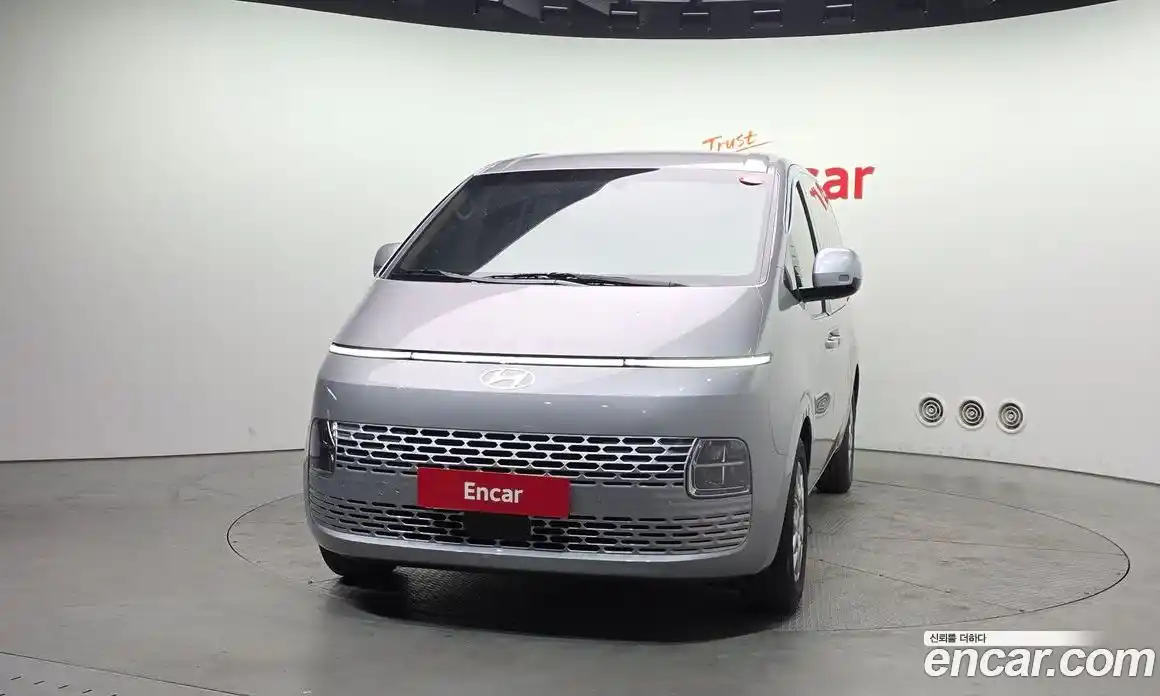Hyundai Staria 2025 3.5 гидро в Москве № 813793, фото 3