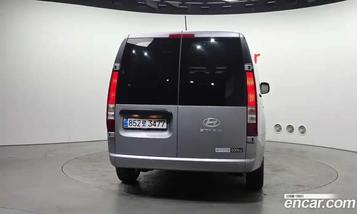 Hyundai Staria 2025 3.5 гидро в Москве № 813793, фото 4