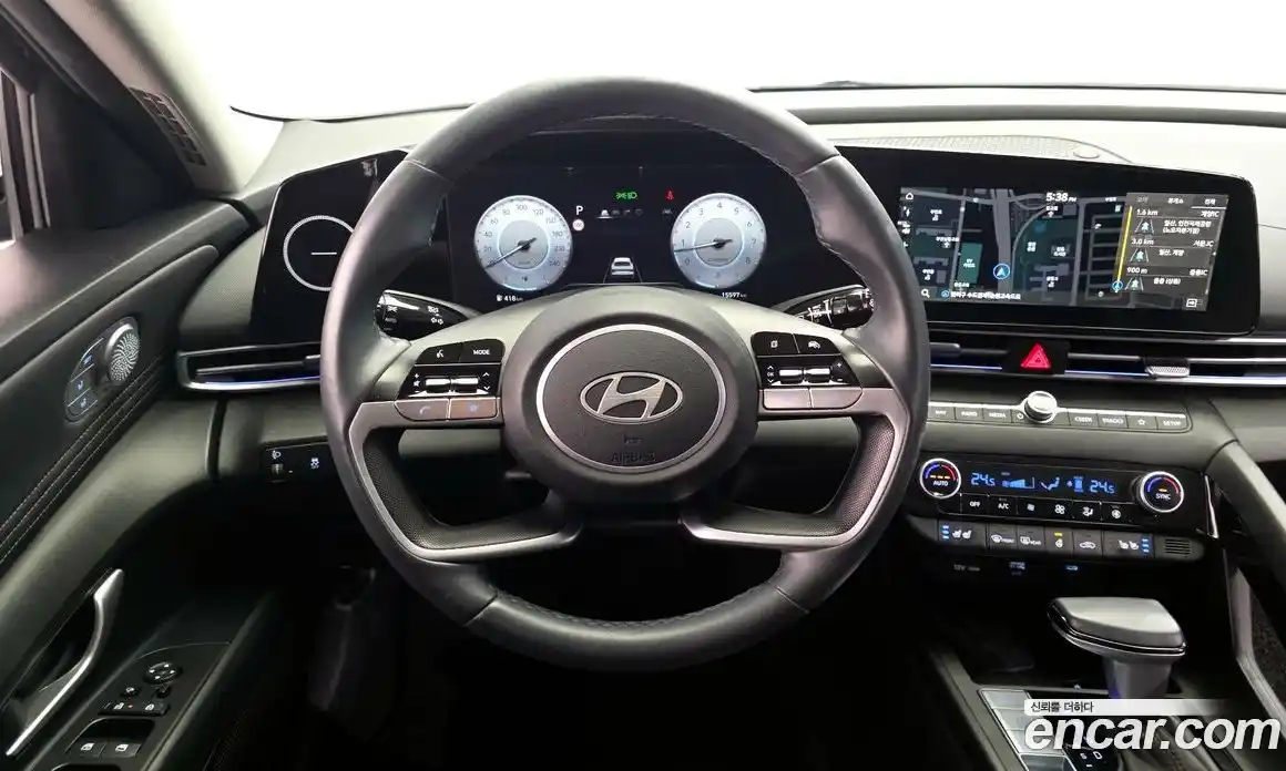Hyundai Avante 2023 1.6 Автомат в Москве № 814023, фото 13