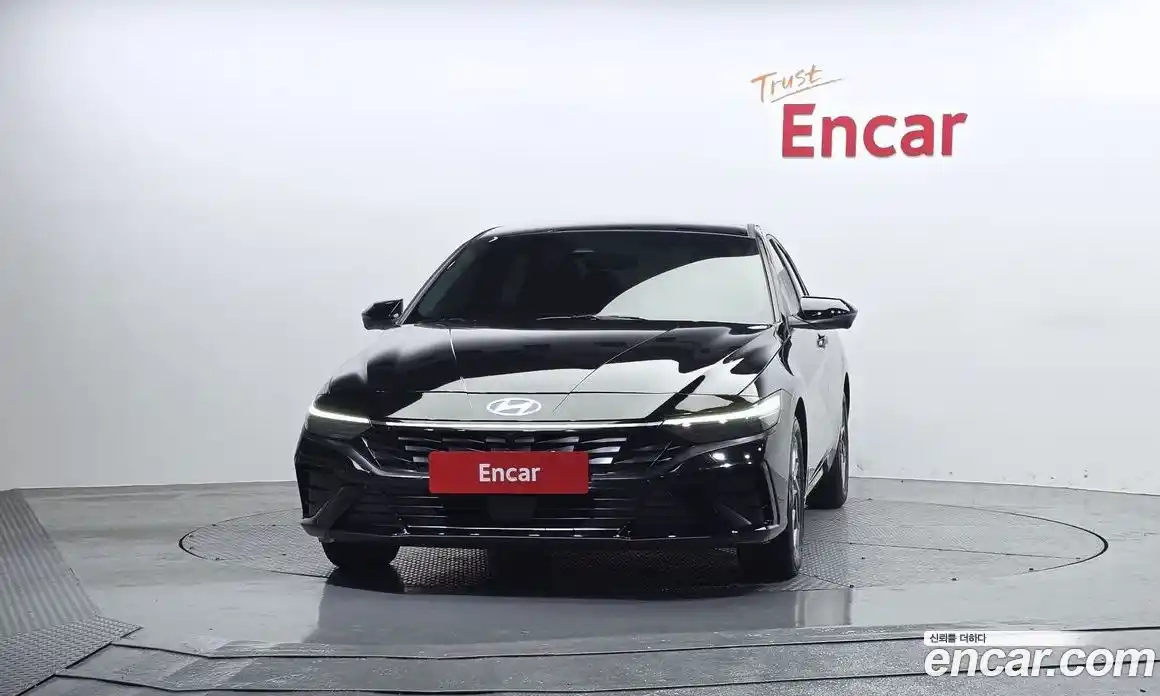 Hyundai Avante 2023 1.6 Автомат в Москве № 814023, фото 3