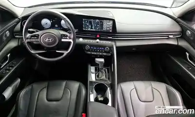 Hyundai Avante 2023 1.6 Автомат в Москве № 814023, миниатюра 7