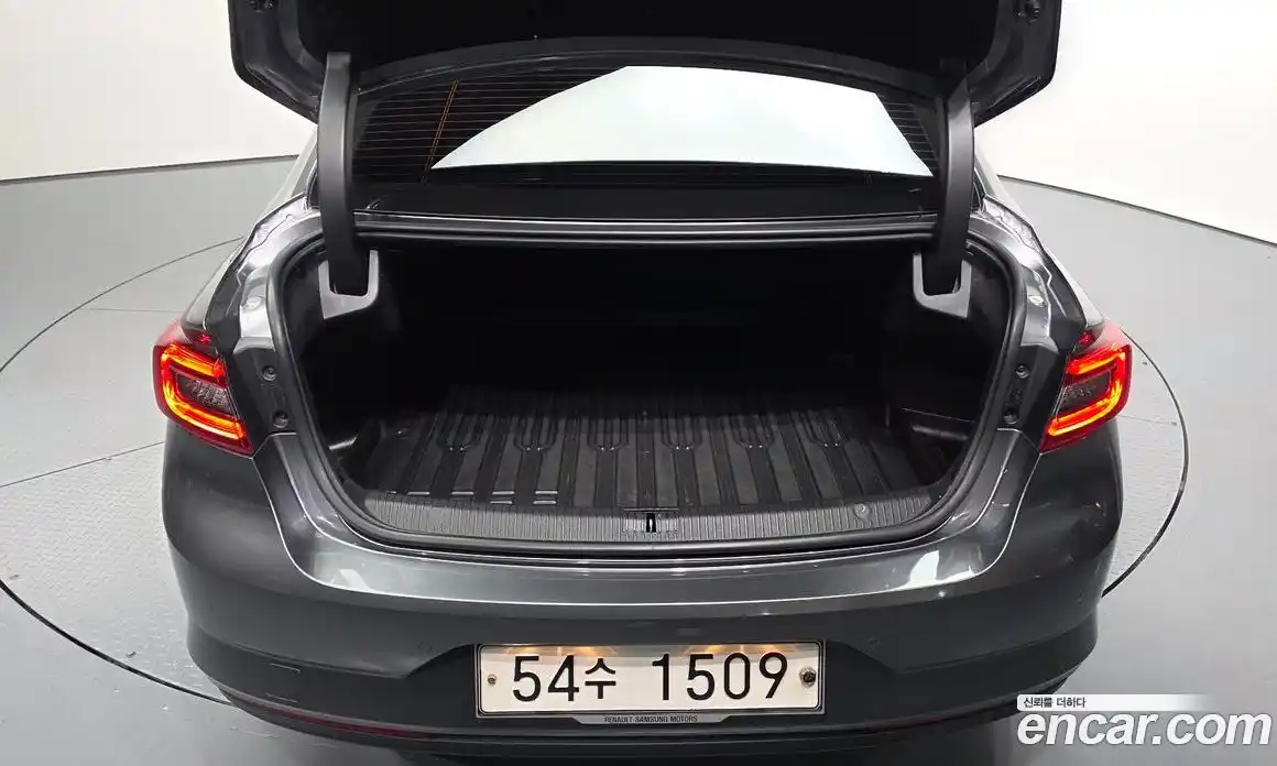 Renault SM6 2018 1.5 Автомат в Москве № 814113, фото 20