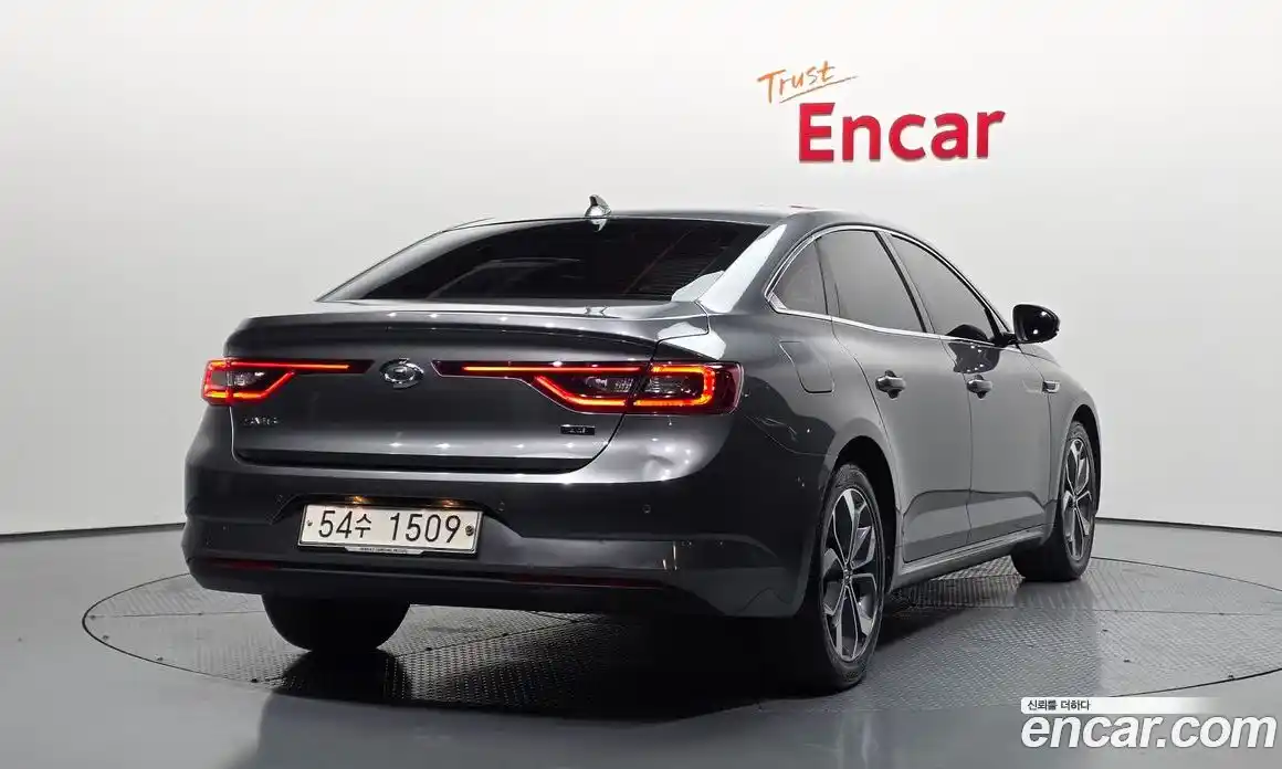 Renault SM6 2018 1.5 Автомат в Москве № 814113, фото 2