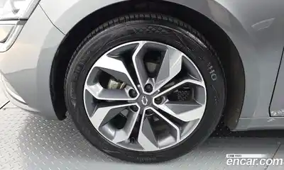 Renault SM6 2018 1.5 Автомат в Москве № 814113, миниатюра 5