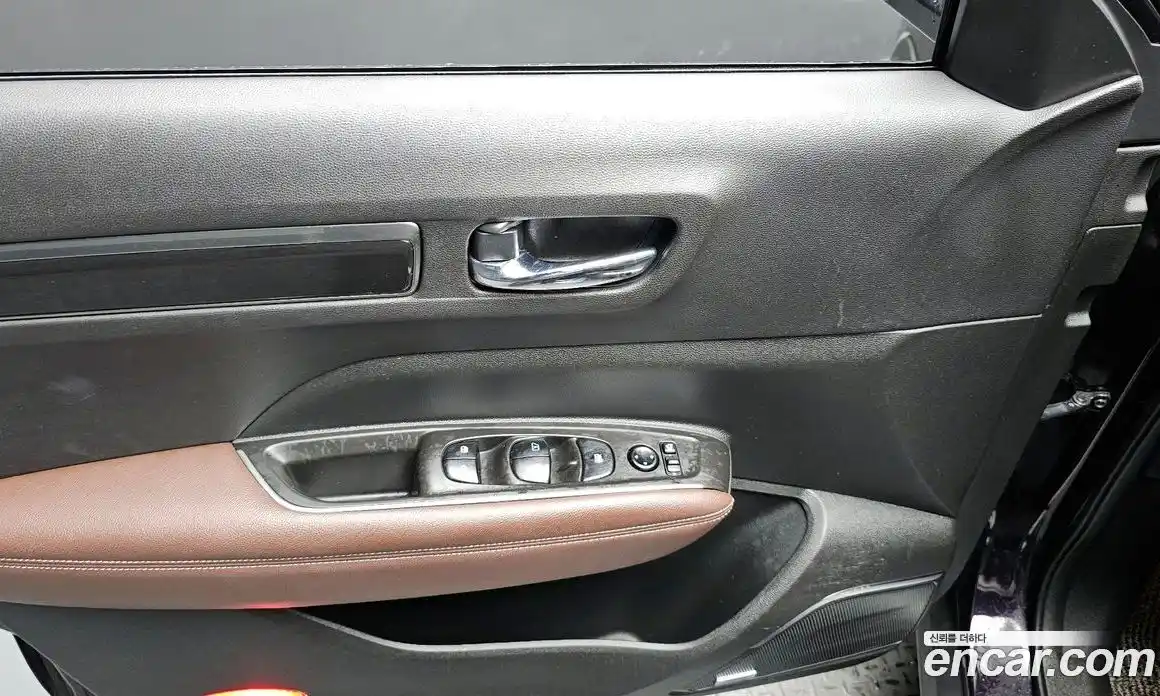 Renault QM6 2018 2.0 Автомат в Москве № 814210, фото 16