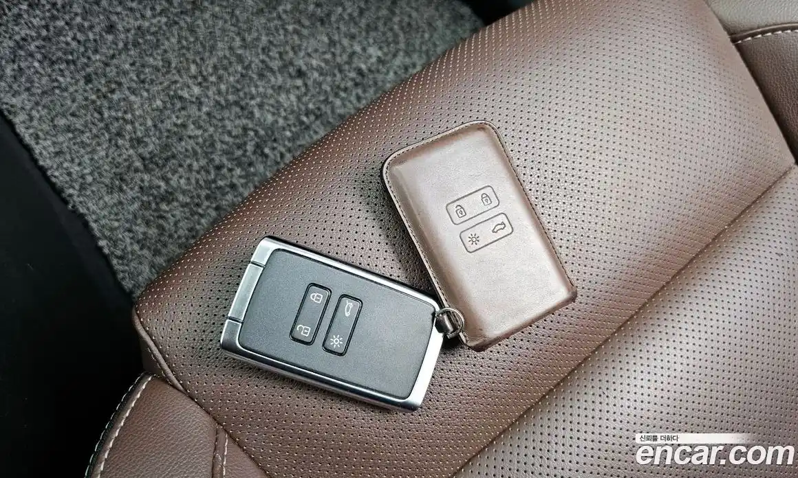 Renault QM6 2018 2.0 Автомат в Москве № 814210, фото 18