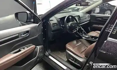 Renault QM6 2018 2.0 Автомат в Москве № 814210, миниатюра 9