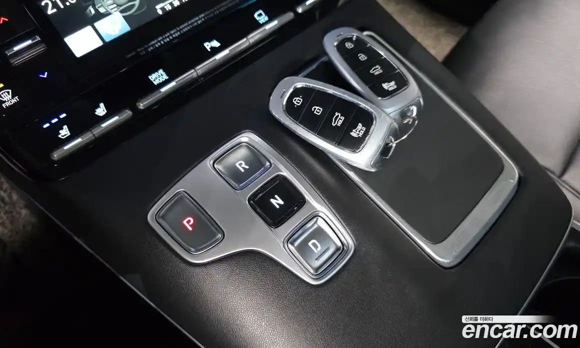 Hyundai Grandeur 2020 2.5 Автомат в Москве № 814366, фото 9