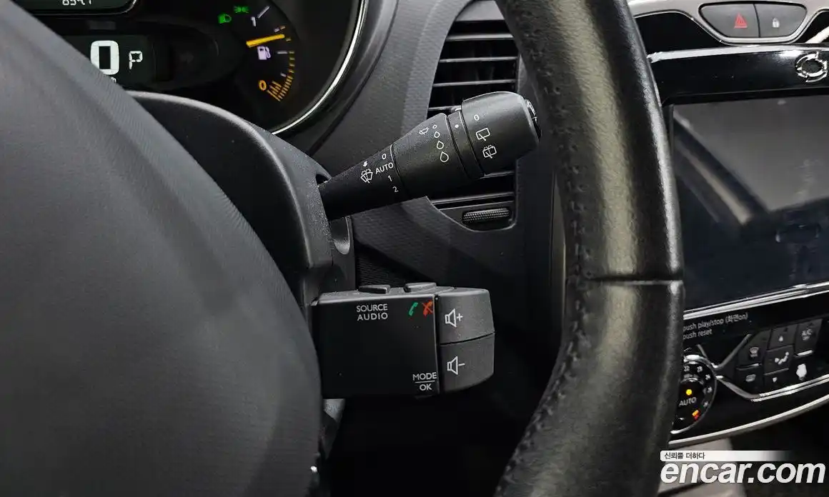 Renault QM3 2016 1.5 Автомат в Москве № 814381, фото 19