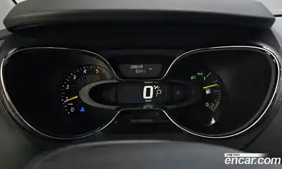 Renault QM3 2016 1.5 Автомат в Москве № 814381, миниатюра 8