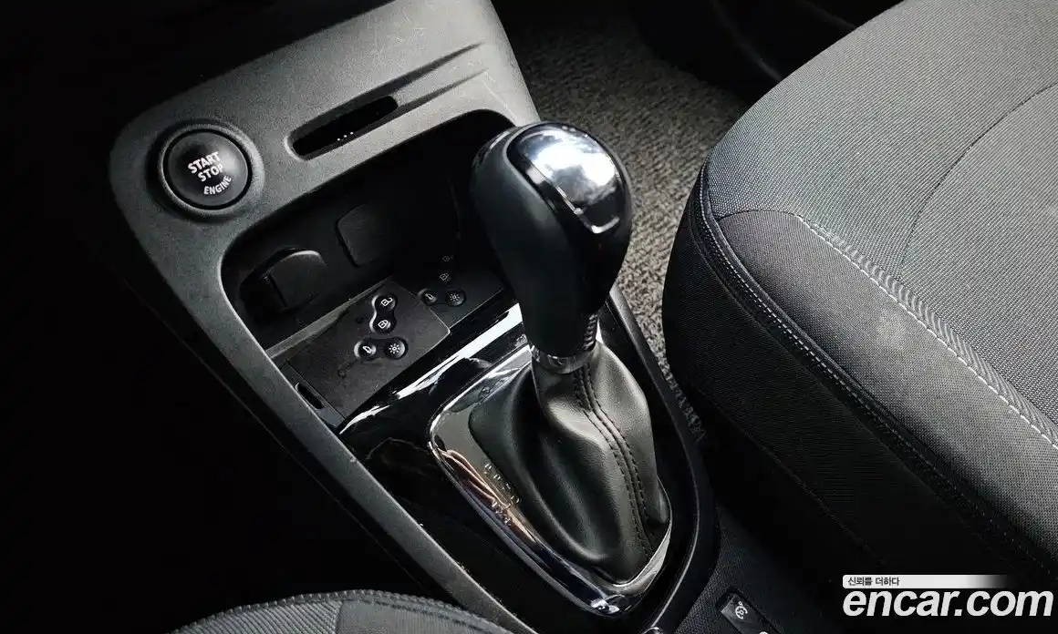 Renault QM3 2016 1.5 Автомат в Москве № 814381, фото 9