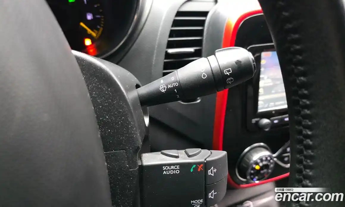 Renault QM3 2015 1.5 Автомат в Москве № 814531, фото 19