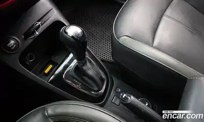 Renault QM3 2015 1.5 Автомат в Москве № 814531, миниатюра 9