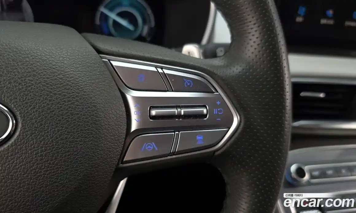 Hyundai Santa Fe 2022 1.6 Автомат в Москве № 815001, фото 18