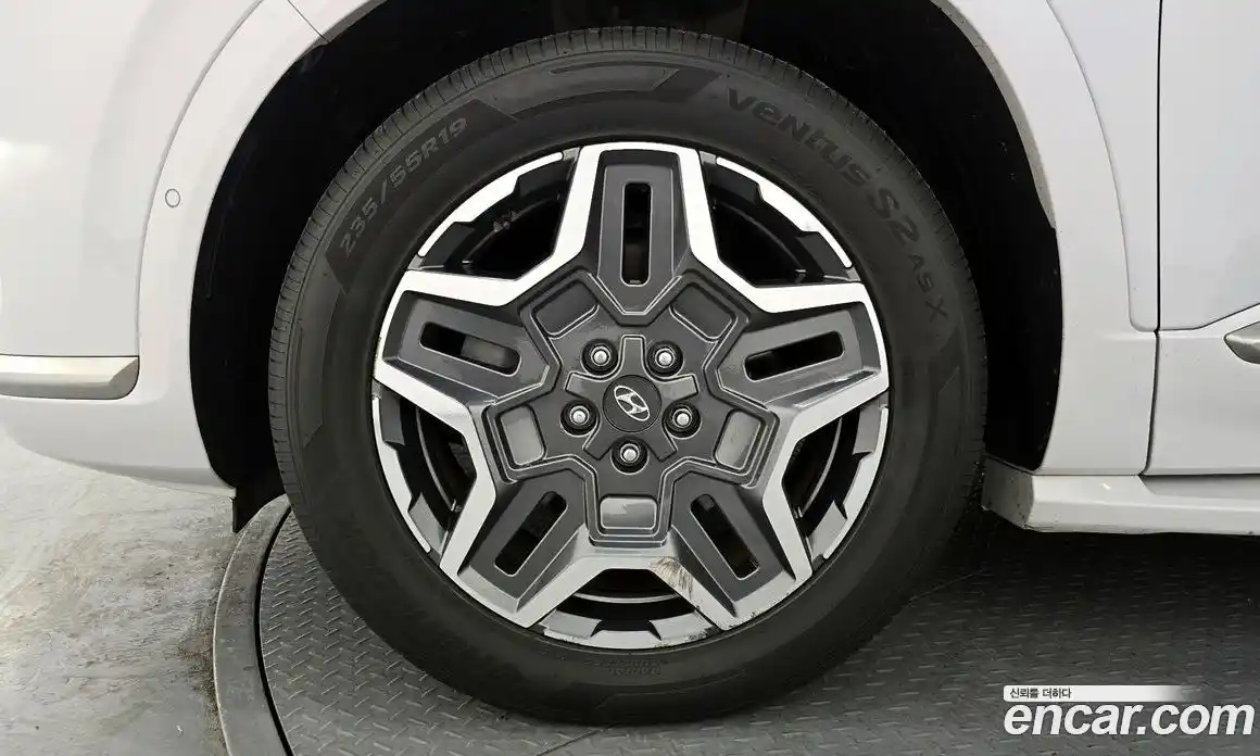 Hyundai Santa Fe 2022 1.6 Автомат в Москве № 815001, фото 5