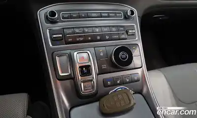 Hyundai Santa Fe 2022 1.6 Автомат в Москве № 815001, миниатюра 9