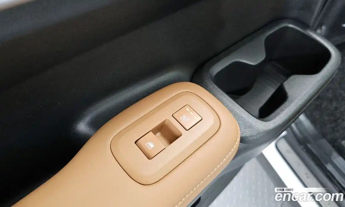 Hyundai Santa Fe 2024 1.6 Автомат в Москве № 815012, фото 17