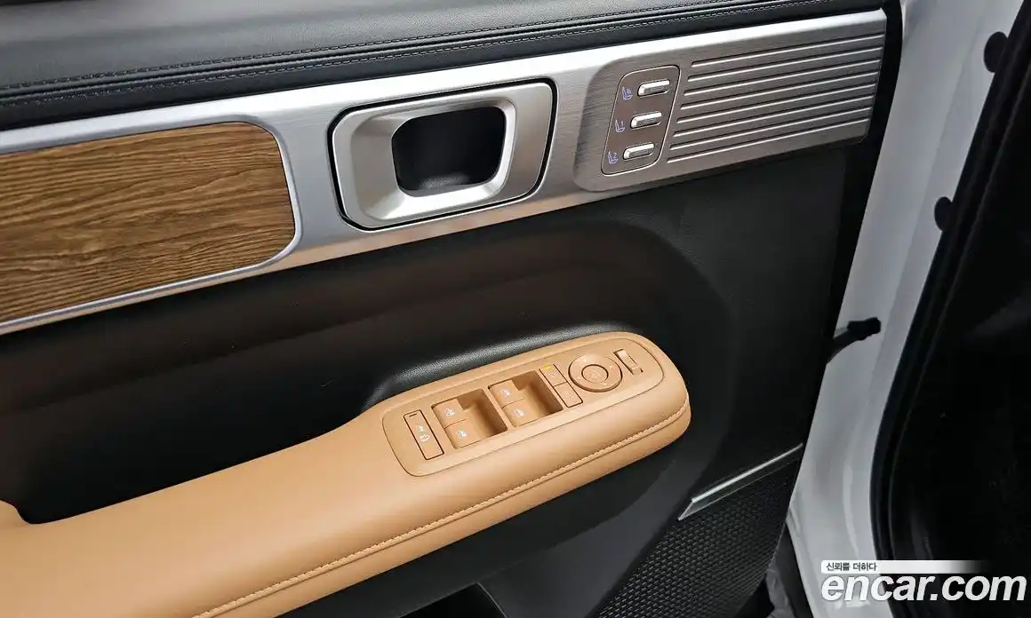 Hyundai Santa Fe 2024 1.6 Автомат в Москве № 815012, фото 18