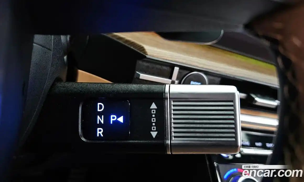 Hyundai Santa Fe 2024 1.6 Автомат в Москве № 815012, фото 9